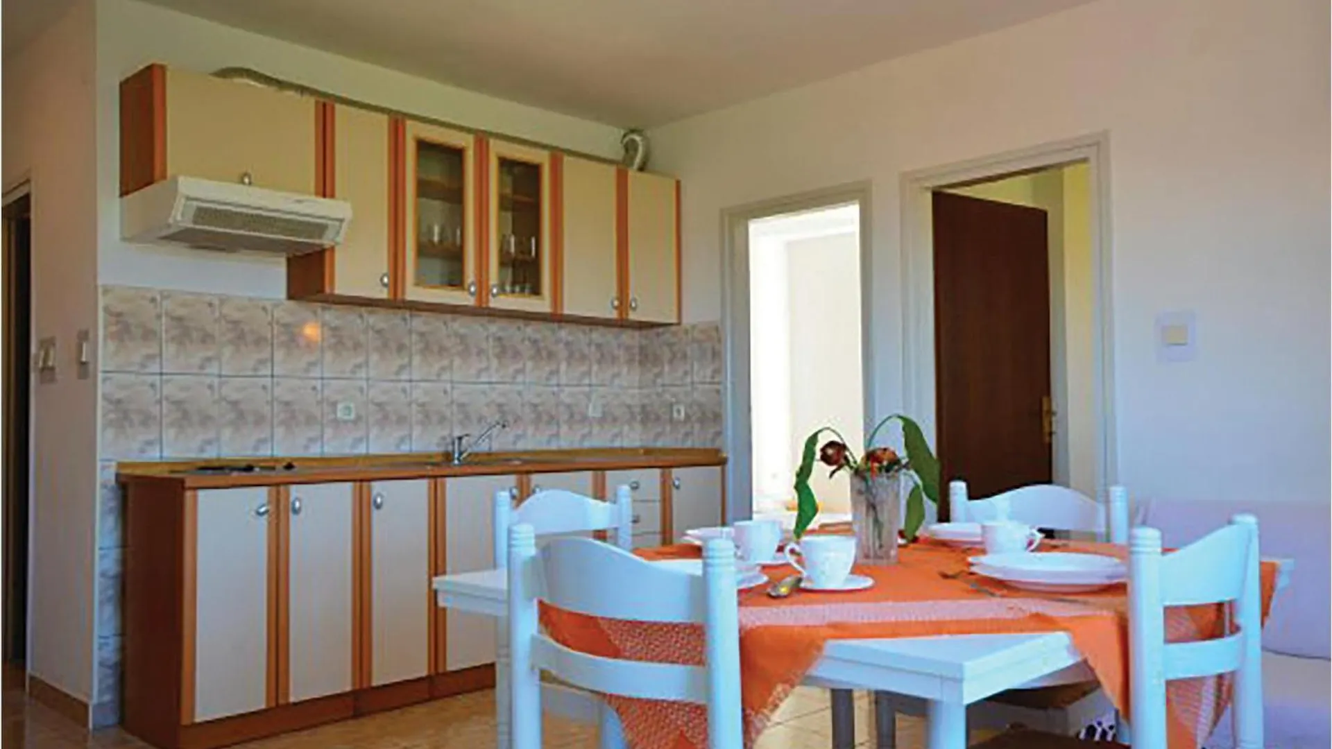 2 Bedroom Cozy Apartment In Kukljica Croatia